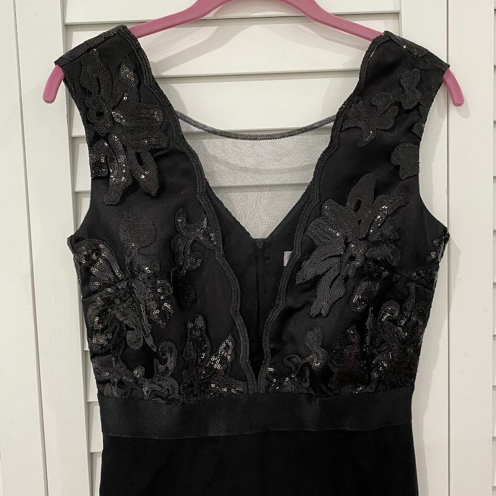 Goddiva London Black Plunge Mesh Sequined Sleeveless Dress Size UK 10 NWOT LBD